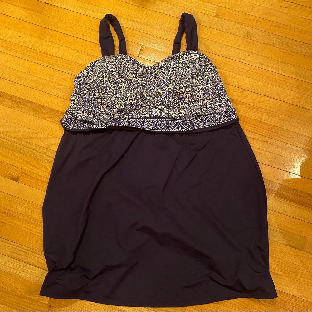 Lands End women’s tankini top 18W